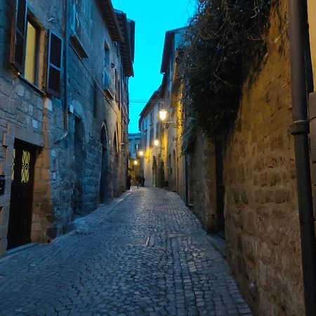 Orvieto Cosy Apartment + Fireplace ภายนอก รูปภาพ